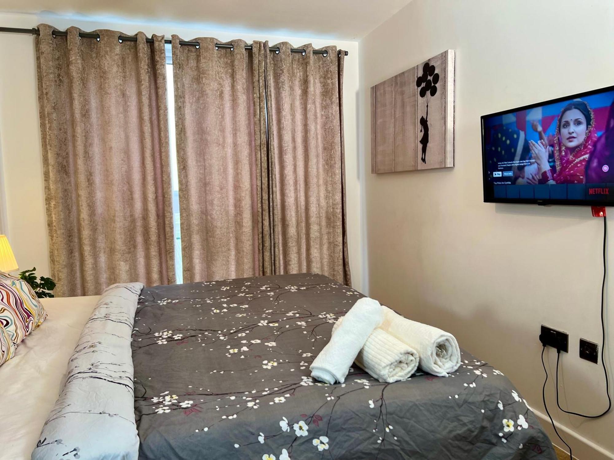 شقة Luxury Urban Tranquility At B1 برمنغهام المظهر الخارجي الصورة
